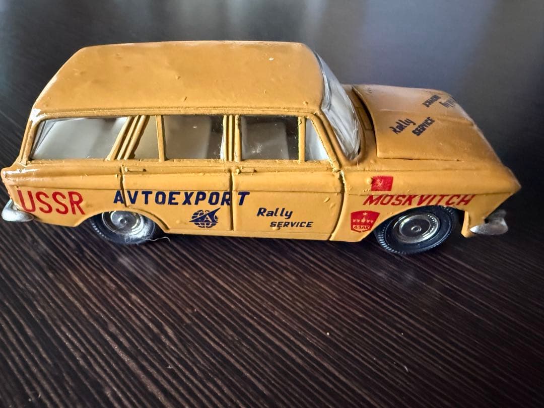 ソ連製　ミニカー　モスクヴィッチ426
