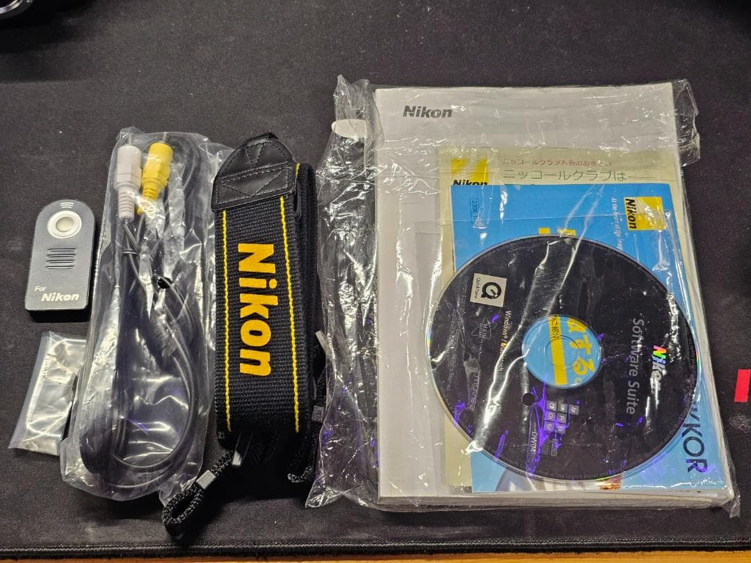 Nikon D90 ボディ ジャンク品 元箱・付属品多数