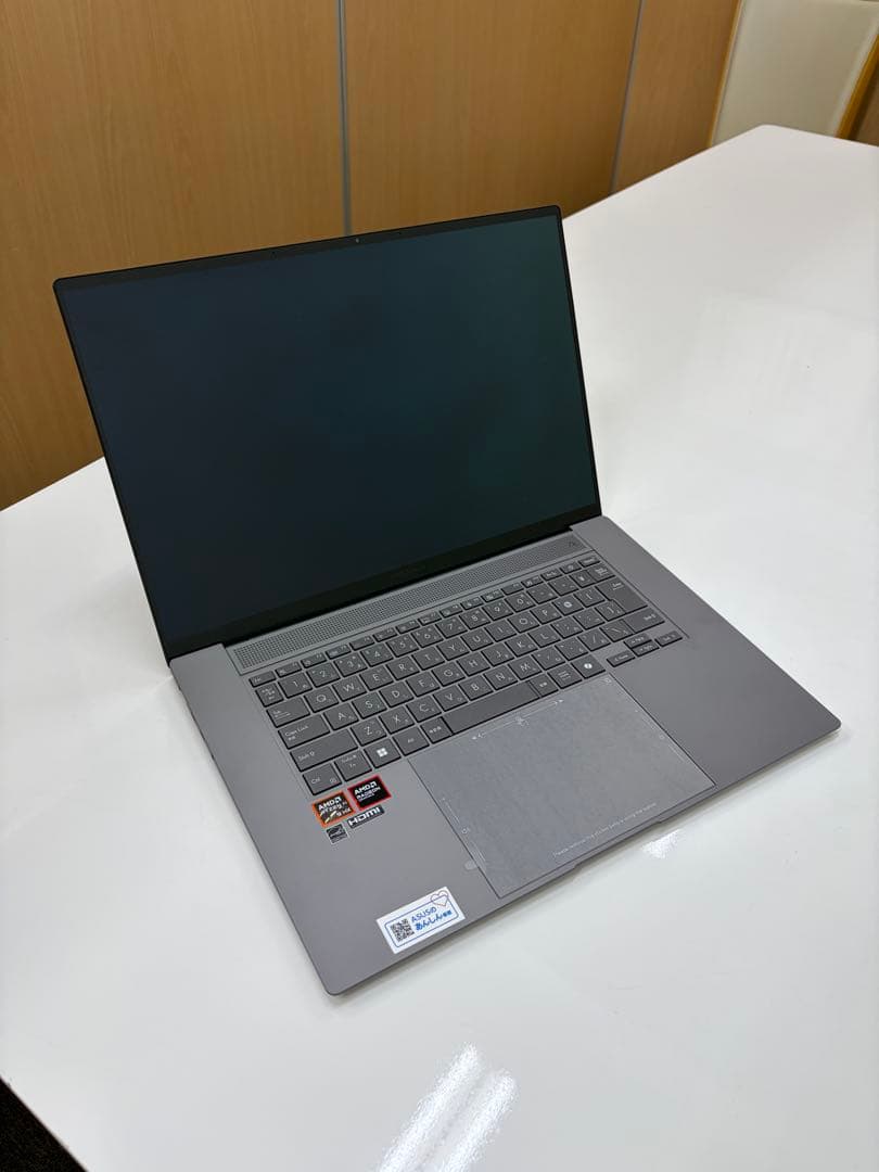 ほぼ新品 ASUS Zenbook S16 Ryzen AI9 32GB 1TB