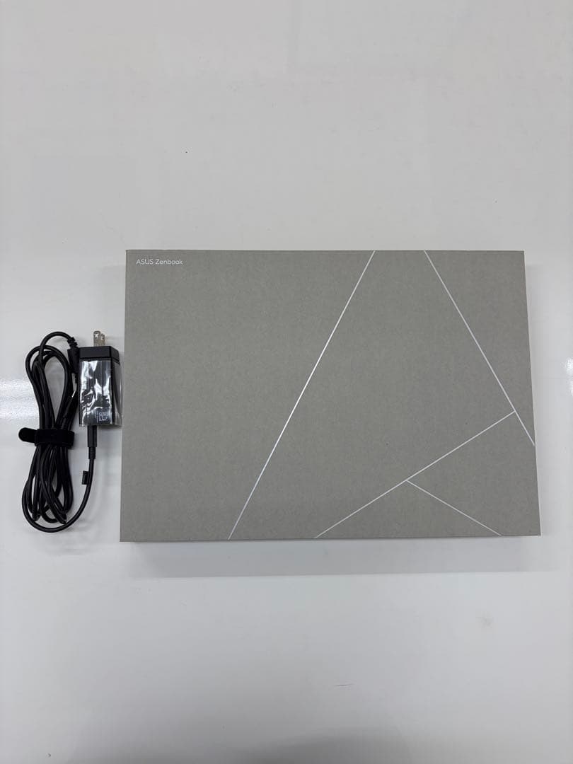 ほぼ新品 ASUS Zenbook S16 Ryzen AI9 32GB 1TB