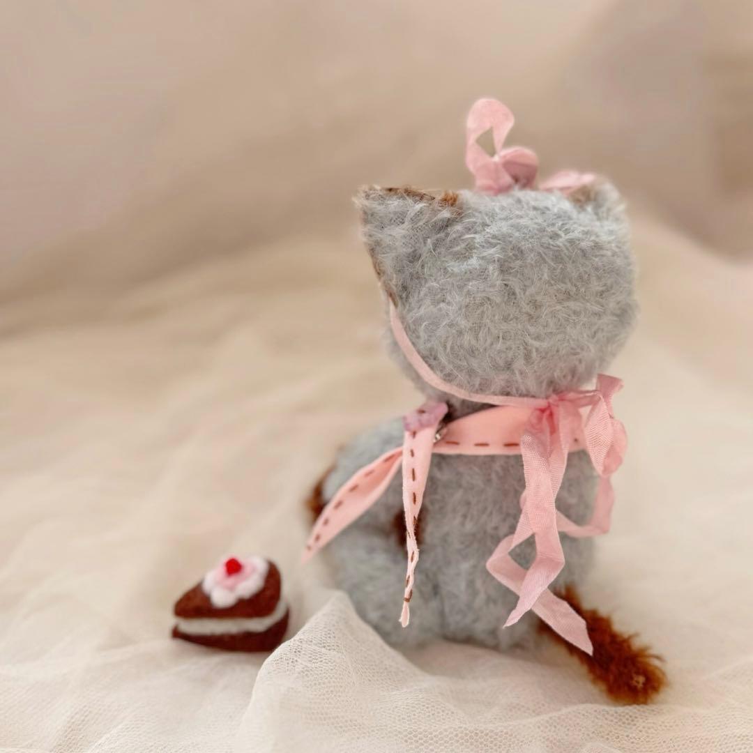 チョコミントキャット ねこ アーティストベア 海外作家様 ハンドメイド 置物