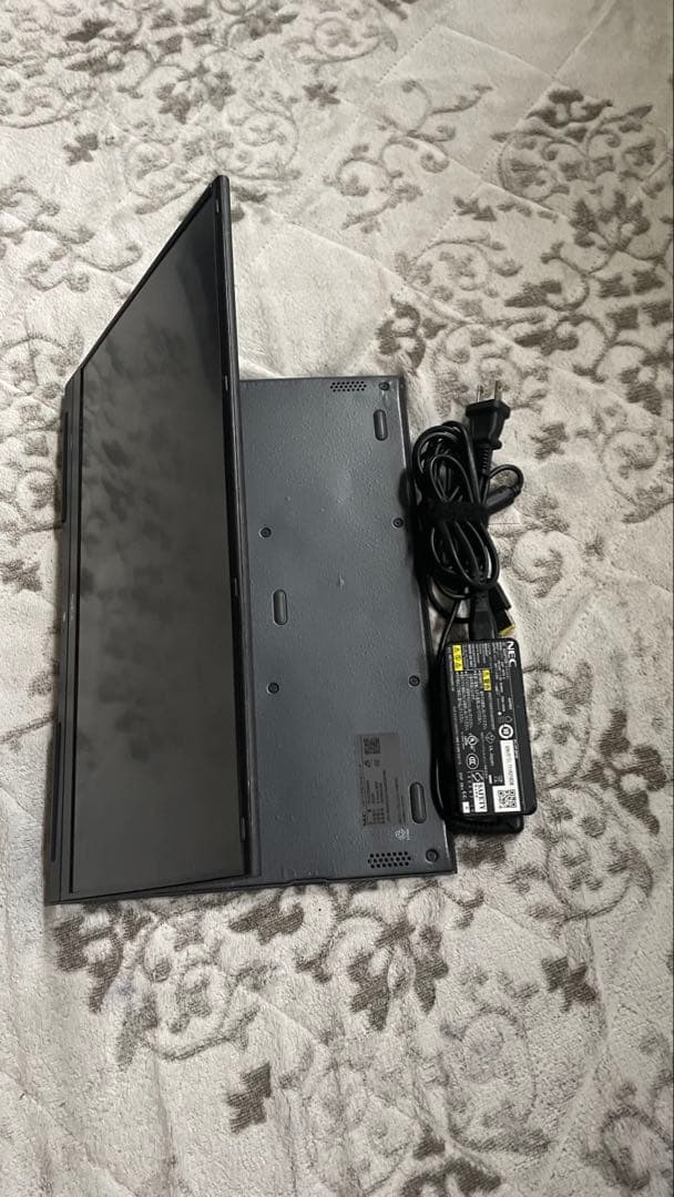 NEC LAVIE 2in1 タッチスクリーンi5/8GB/128GB