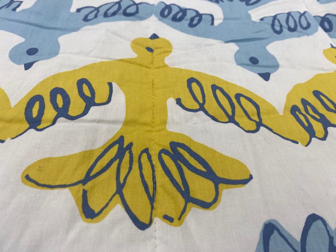 フィンレイソン　合繊肌掛け布団・クッションになるケット・シングル１４０×１９０㎝