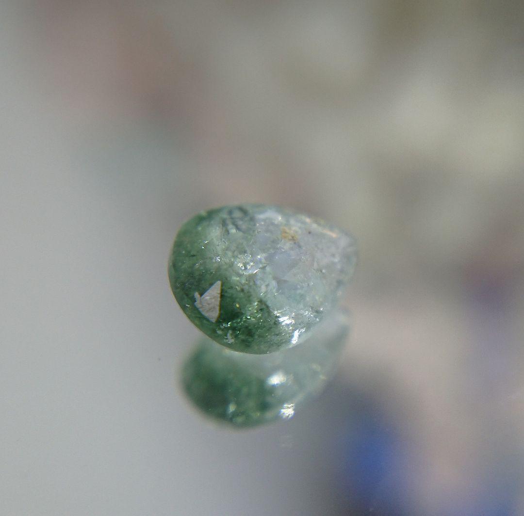 1975 0.9ct ちょっと虹入りバイカラートルマリン