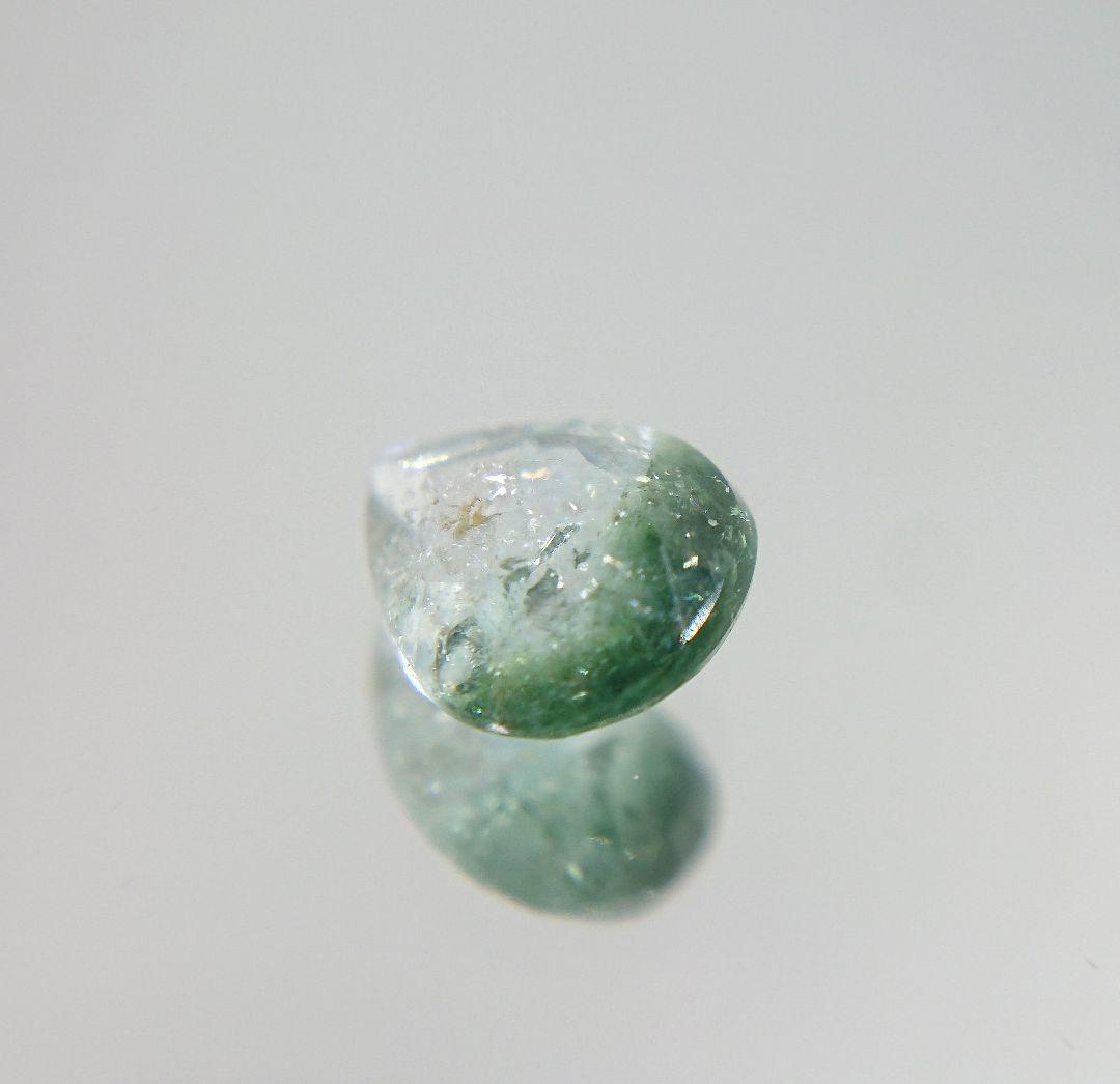 1975 0.9ct ちょっと虹入りバイカラートルマリン