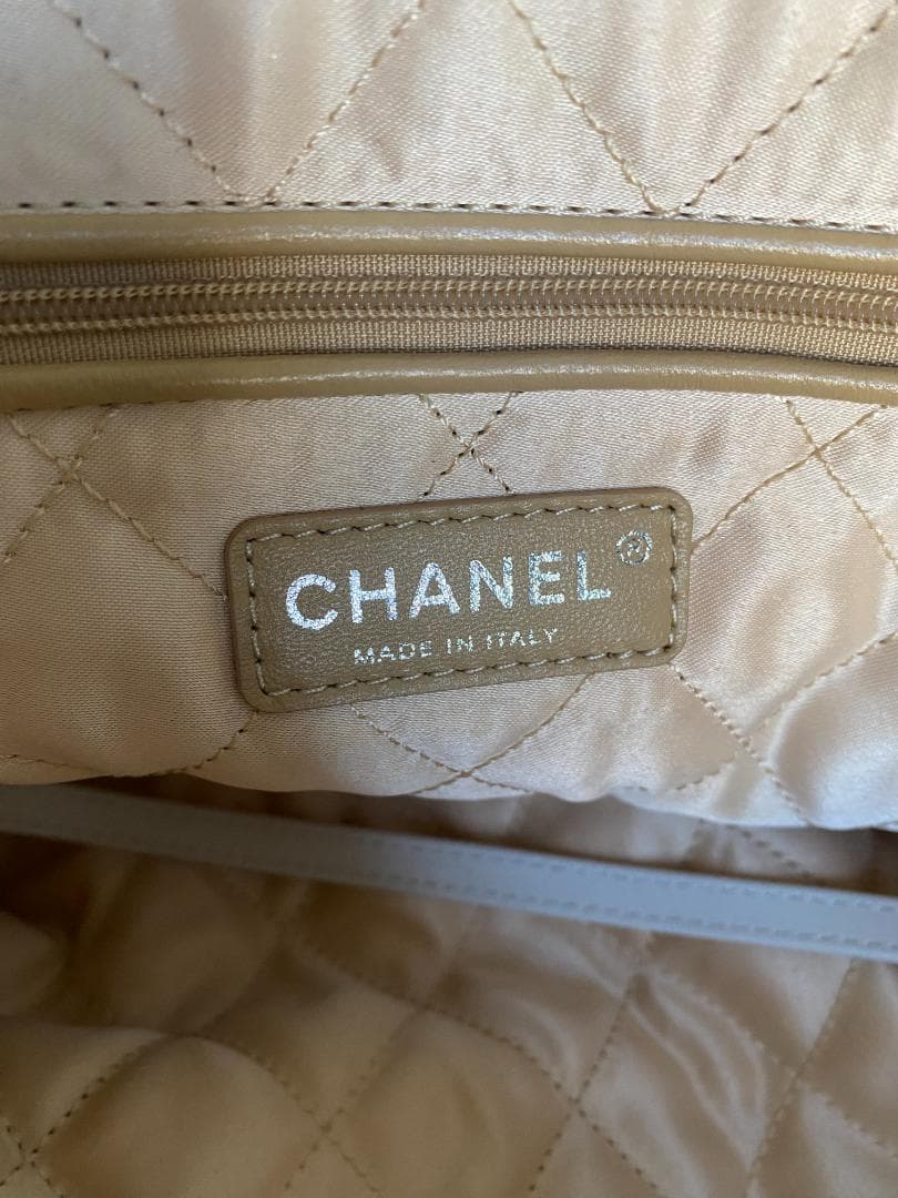 ♪可愛い♡CHANEL チェーンショルダーバッグ 22 バッグ ホワイト