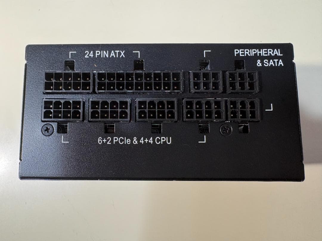 Corsair SF750 PLATINUM SFX電源