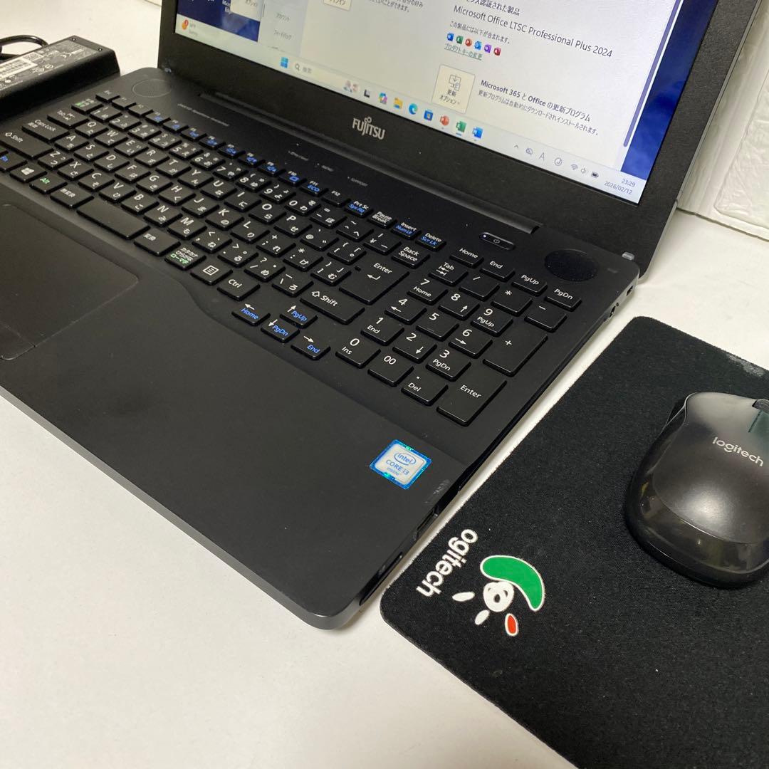 Windows11オフィス付き高速起動SSD BRUーRE 美品富士通ノートPC