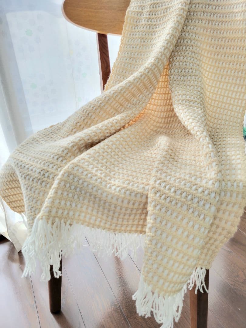 シンプルブランケット～ミルクティー色 膝掛け ソファーカバー 手編み
