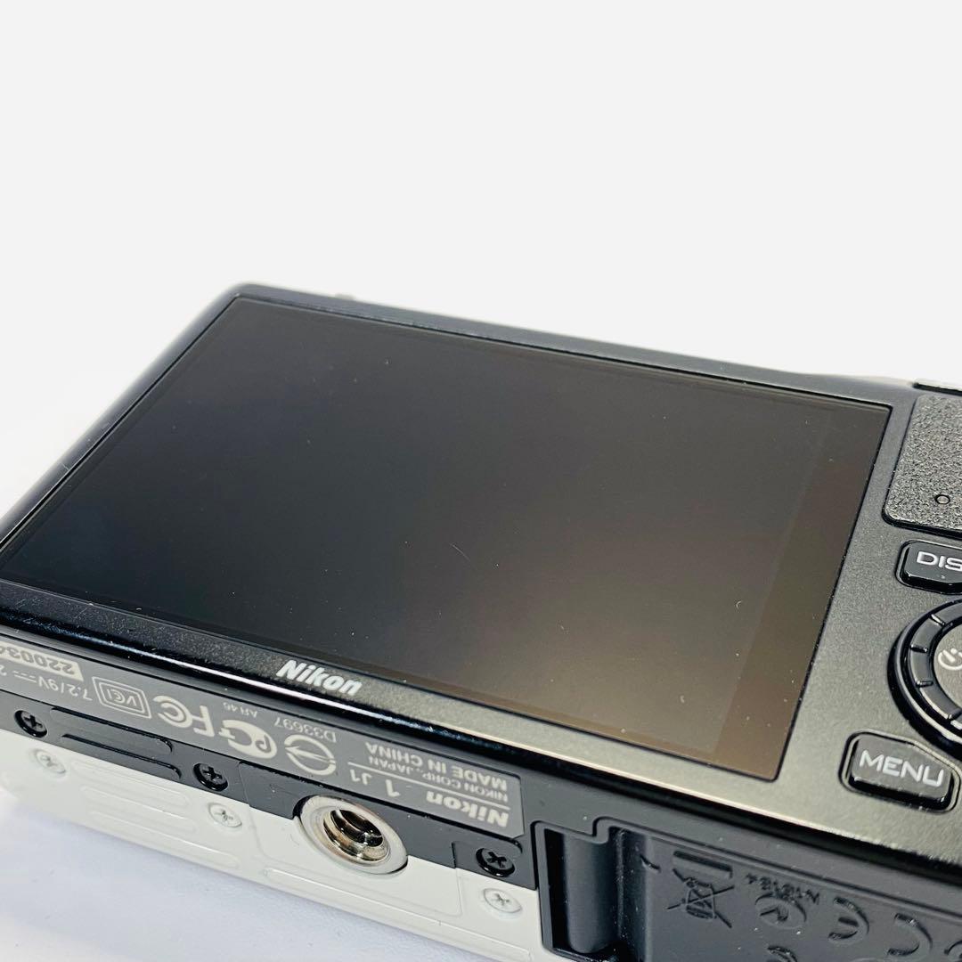 美品　Nikon1 j1 ボディ　バッテリー　充電器　ニコン
