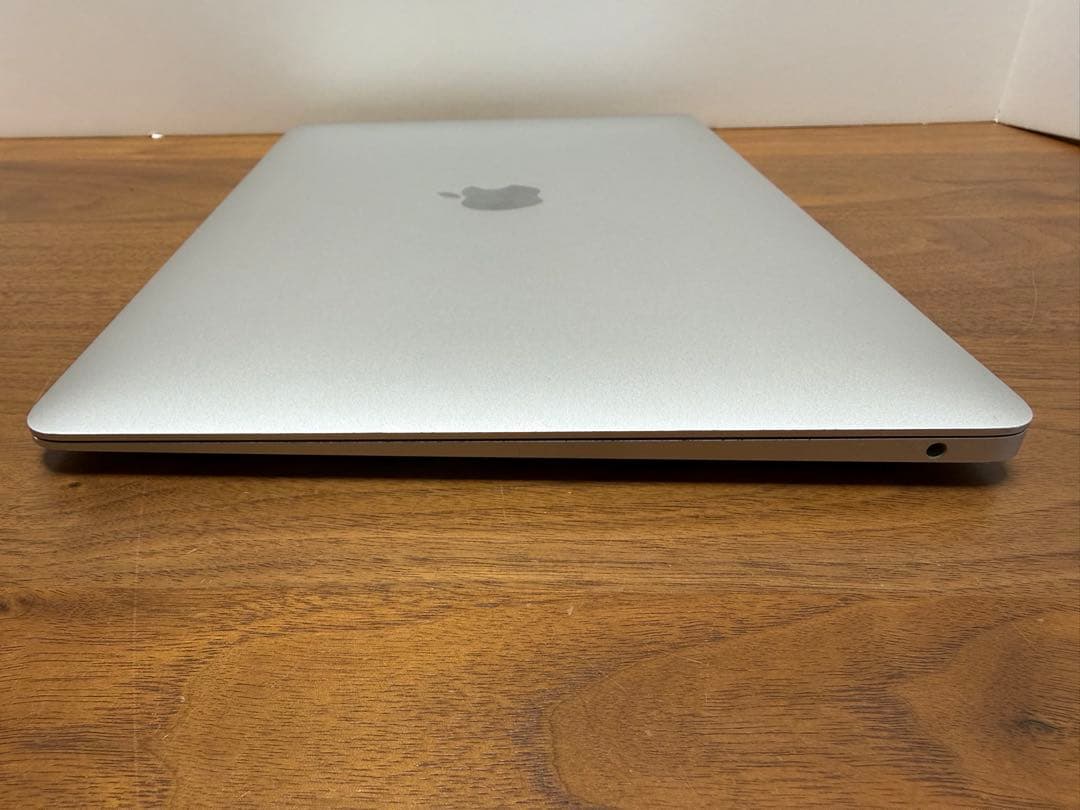 高性能❗️MacBook Air 2020 M1チップ 16GB　シルバー