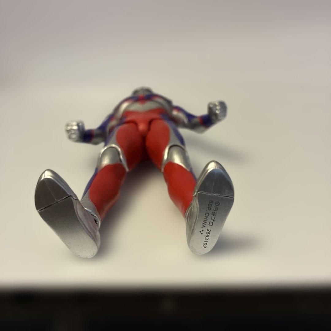 S.H.フィギュアーツ　真骨彫製法　ウルトラマンティガ