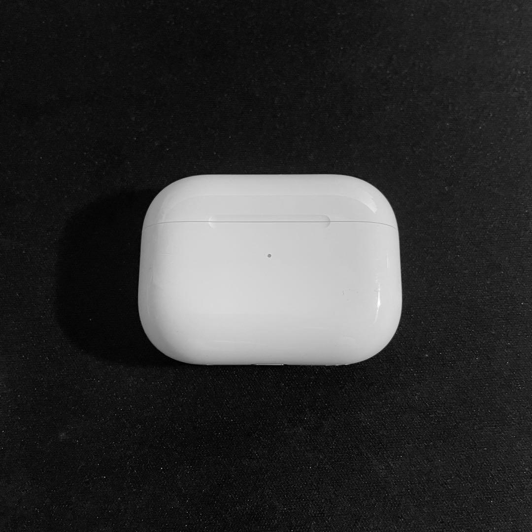 超美品 AirPods Pro第2世代　ライトニング　ケースのみ
