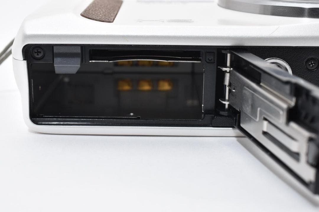 CASIO カシオ EXLIM EX-ZR400 コンパクトデジタルカメラ