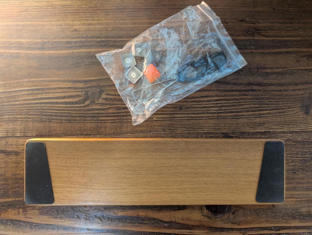 Keychron K2 JIS 日本語配列メカニカル 美品 純正パームレスト付