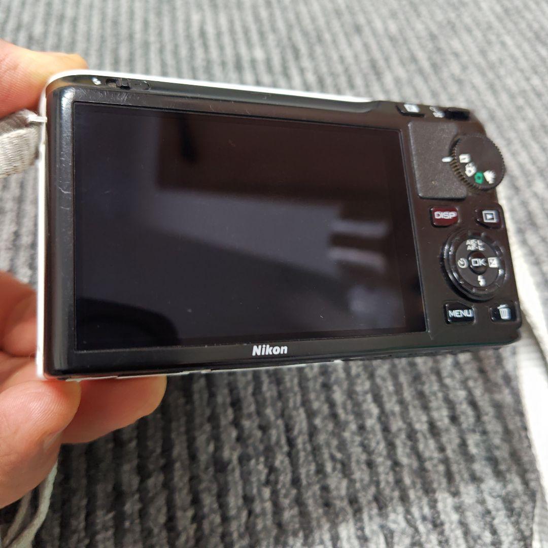 【ジャンク】Nikon 1 J1 ミラーレスカメラ ホワイト