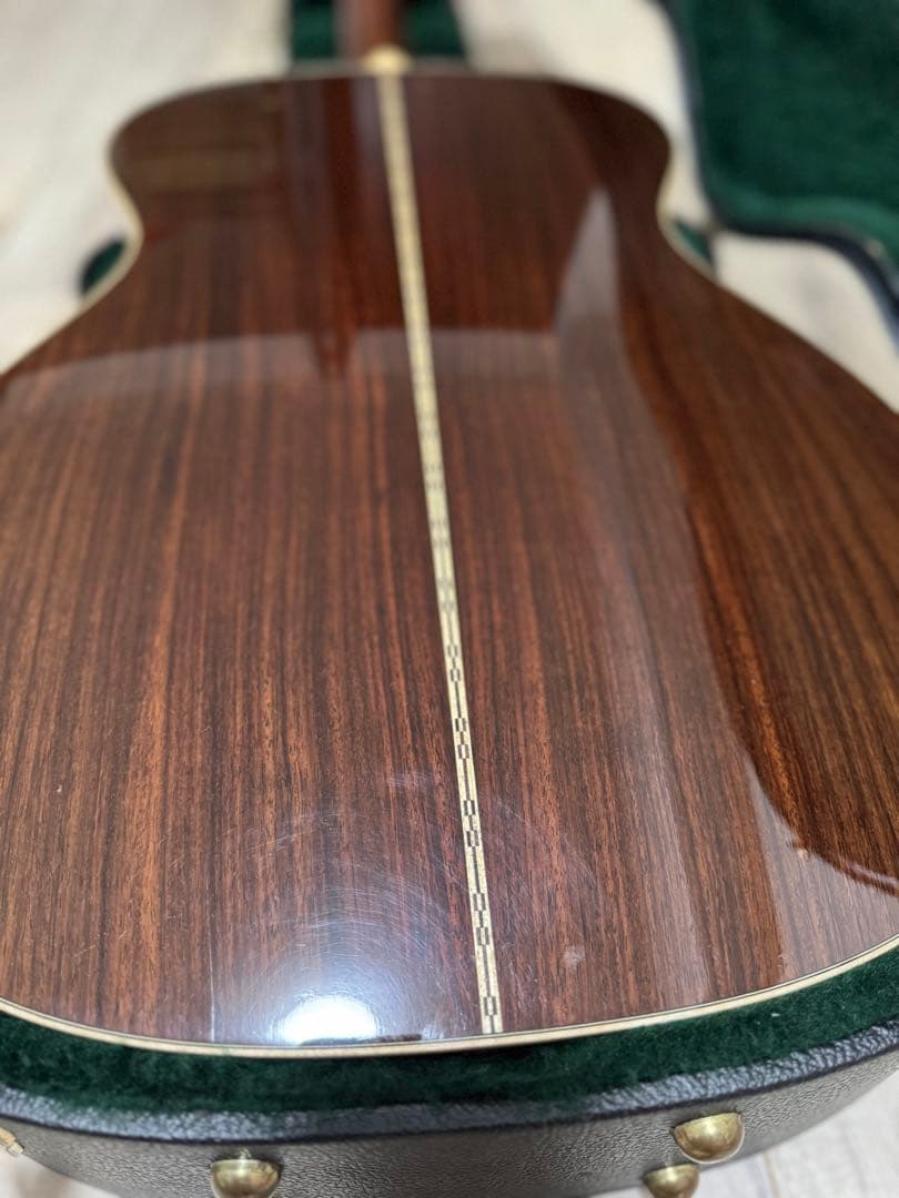 Martin 000-28 限定モデル　アコースティックギター ハードケース付き
