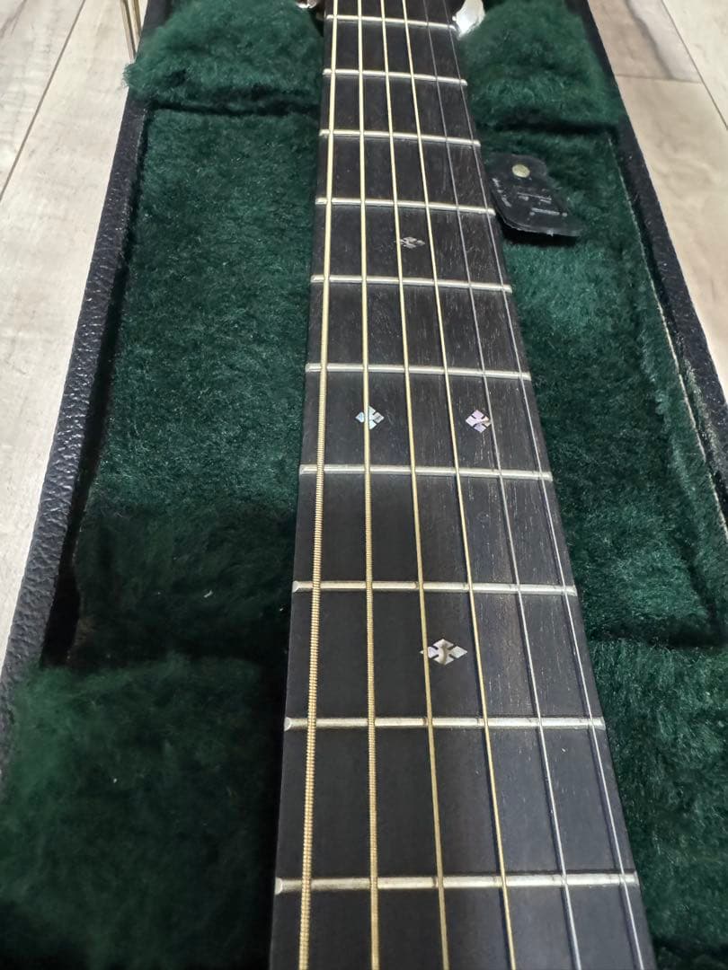 Martin 000-28 限定モデル　アコースティックギター ハードケース付き