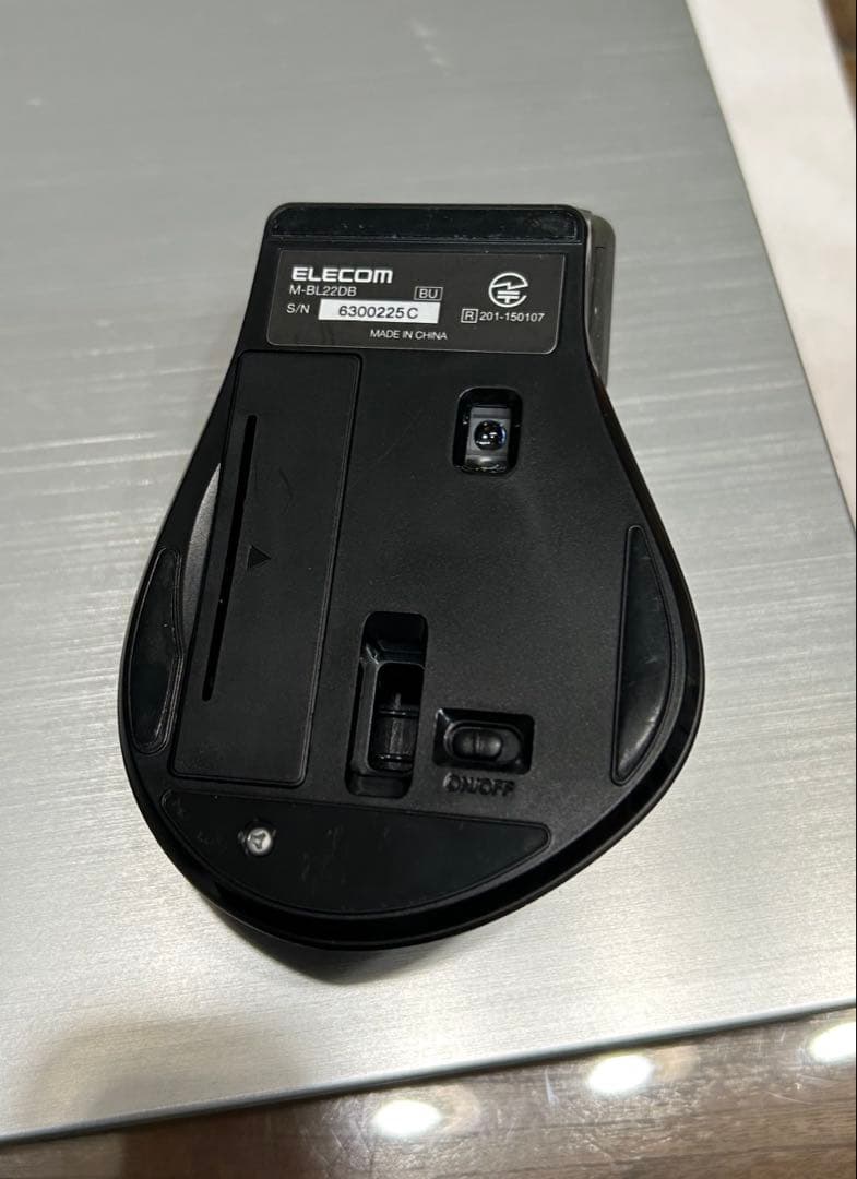 SONY VAIO Fit 15 SVF15A18CJSシルバー