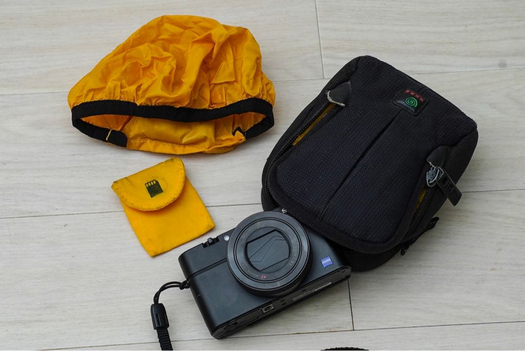 SONY Cyber-shot DSC-RX100M4デジタルカメラオ・マケ多数