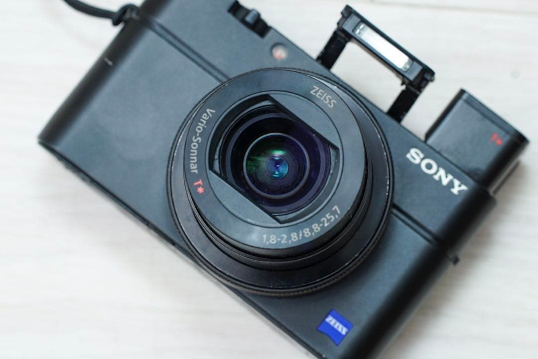 SONY Cyber-shot DSC-RX100M4デジタルカメラオ・マケ多数