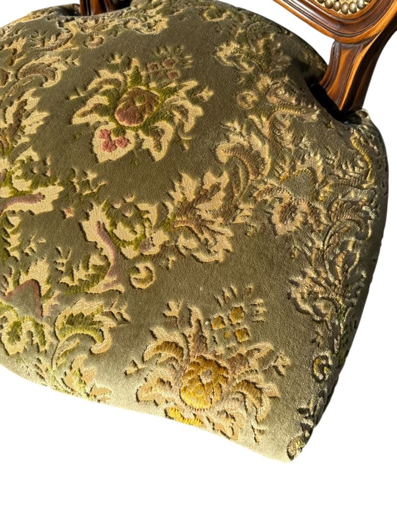 KZ047 【エイジング加工】domani カリモク　金華山 鋲打ちチェア　緑系