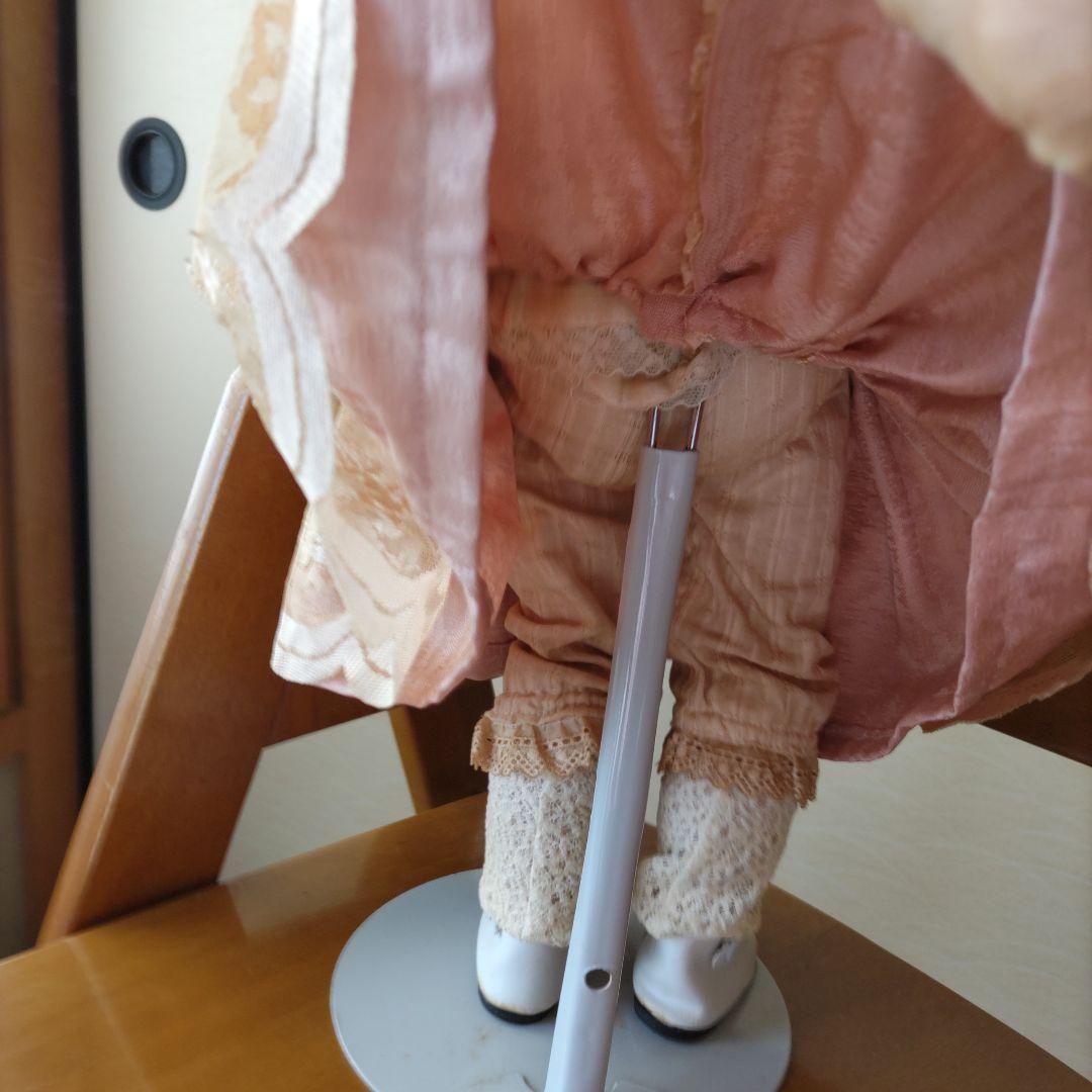 お取り置き　めりこさま分　スタンドつき　アンテ−クビスクドール胴体のみです。