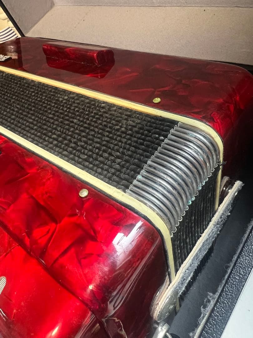 破格★TOMBO 赤 アコーディオン