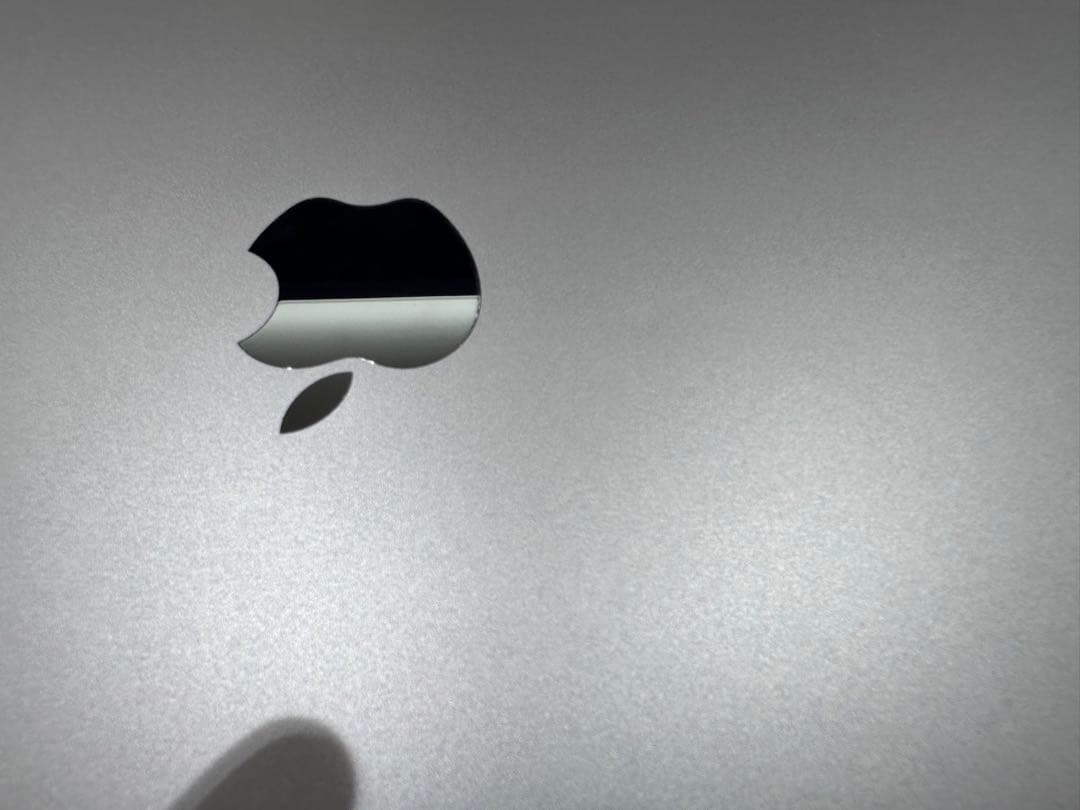 B*k様 MacBook Air M2 2022 24GB 1TB 箱付