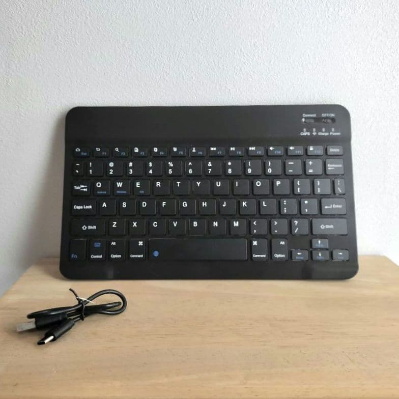 Quikenk 2IN1 10インチ Androidタブレット