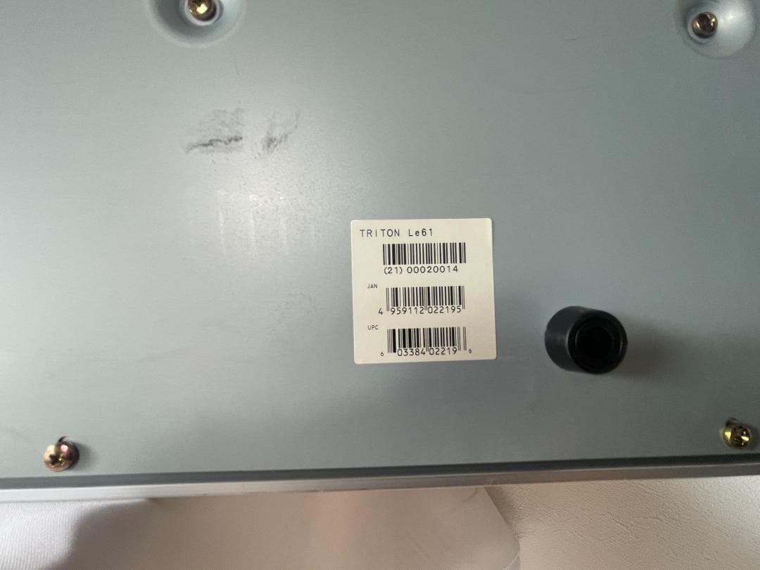 KORG コルグ TRITON Le 61鍵盤 シンセサイザー