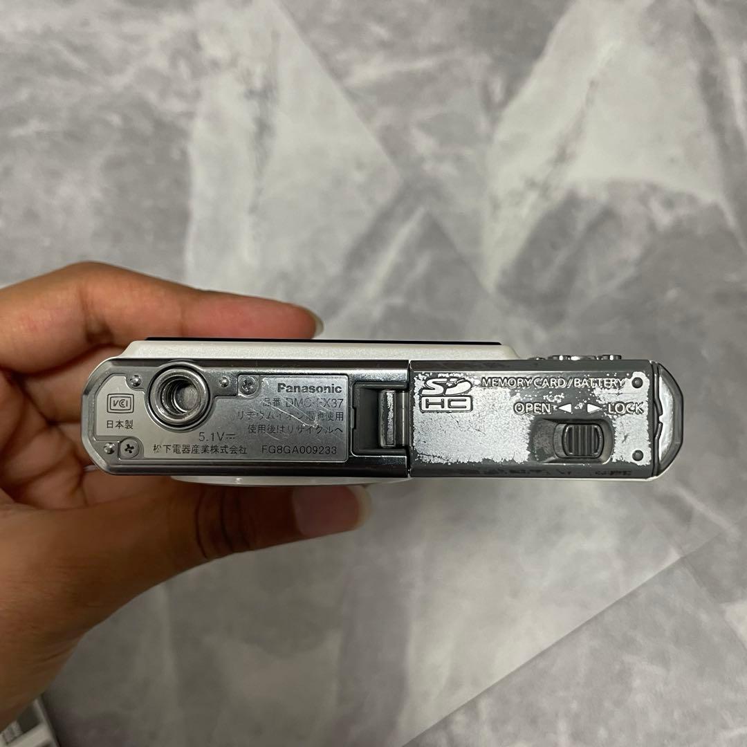 Panasonic LUMIX DMC-FX37 ホワイト