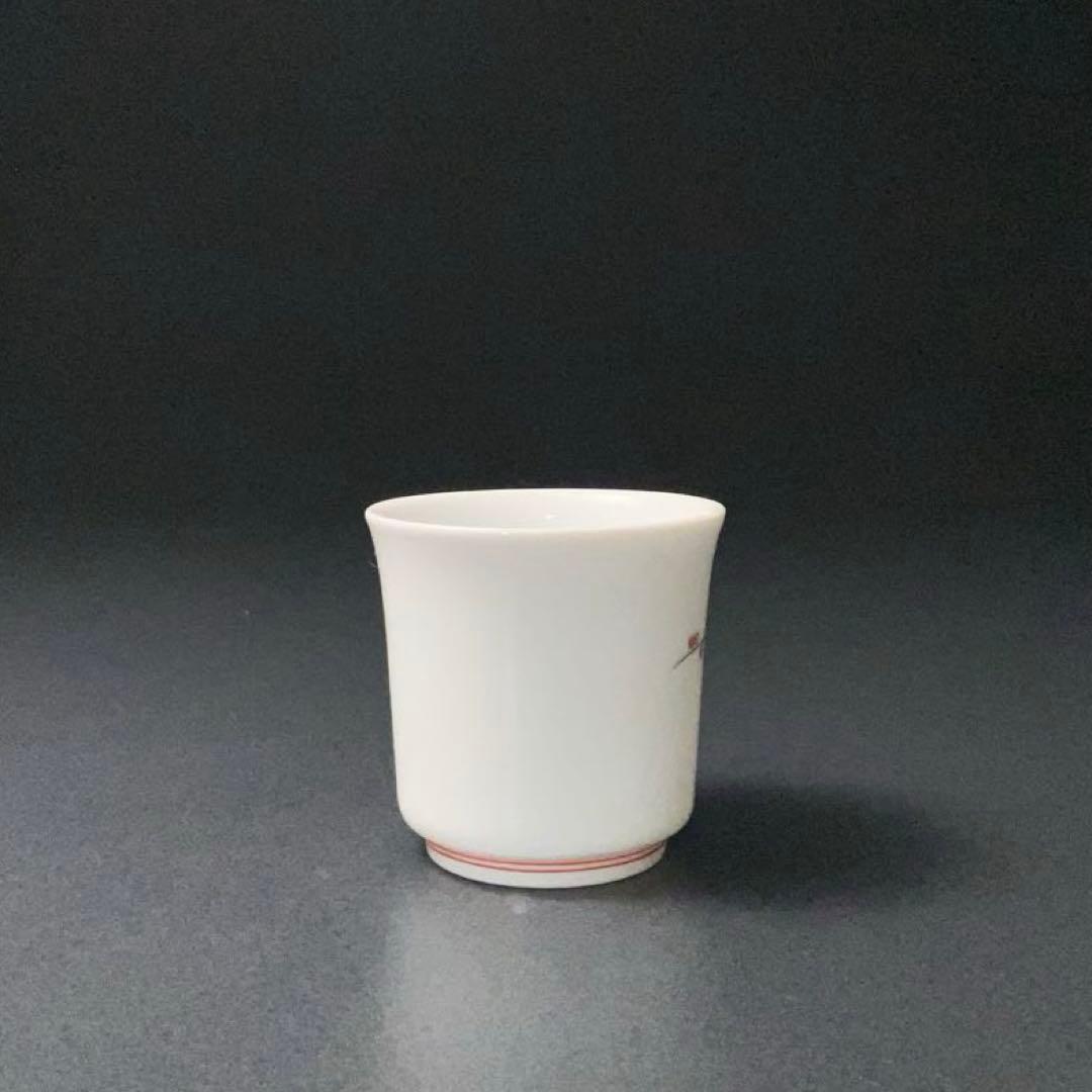 【美品】十四代柿右衛門窯　ぐい呑み　梅に鶯　花鳥　共箱　盃　R1305ダU3