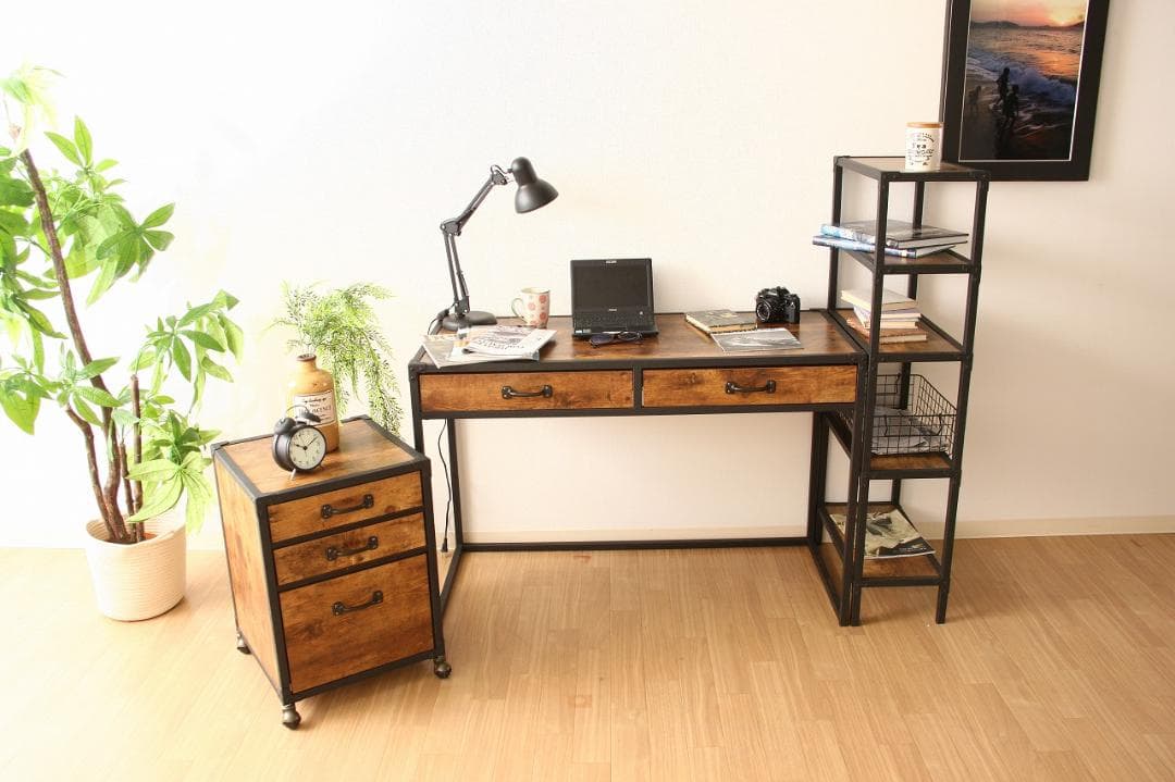 《新品・送料無料》クルト デスク 引き出し２杯付き