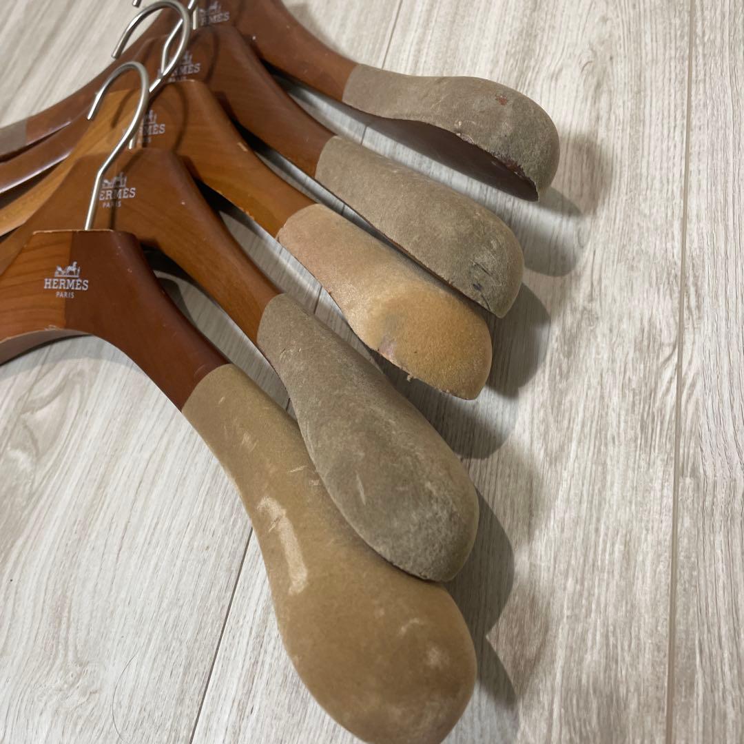 HERMES エルメス　木製ハンガー 5本セット