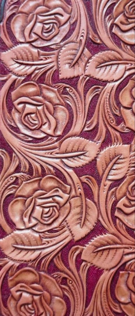 長財布　薔薇のカービング　ラウンドファスナーウォレット