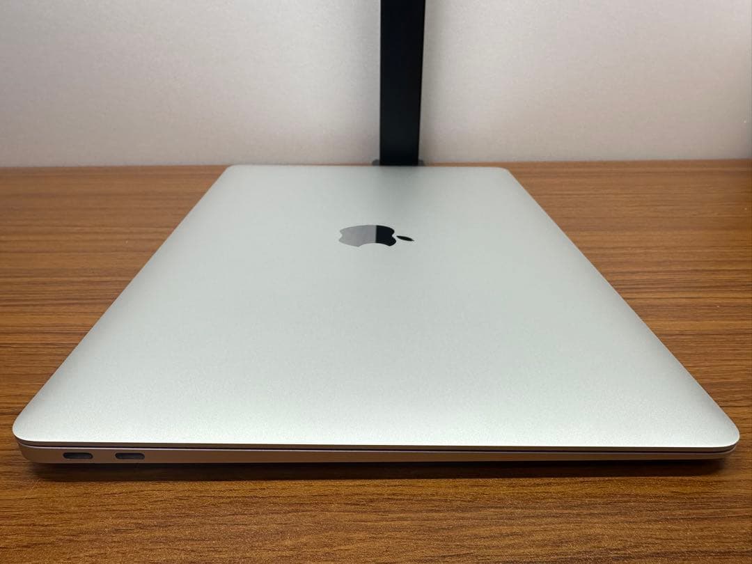 MacBook本体 MacBook Air 2019 13inch Core i5 16Gb 256