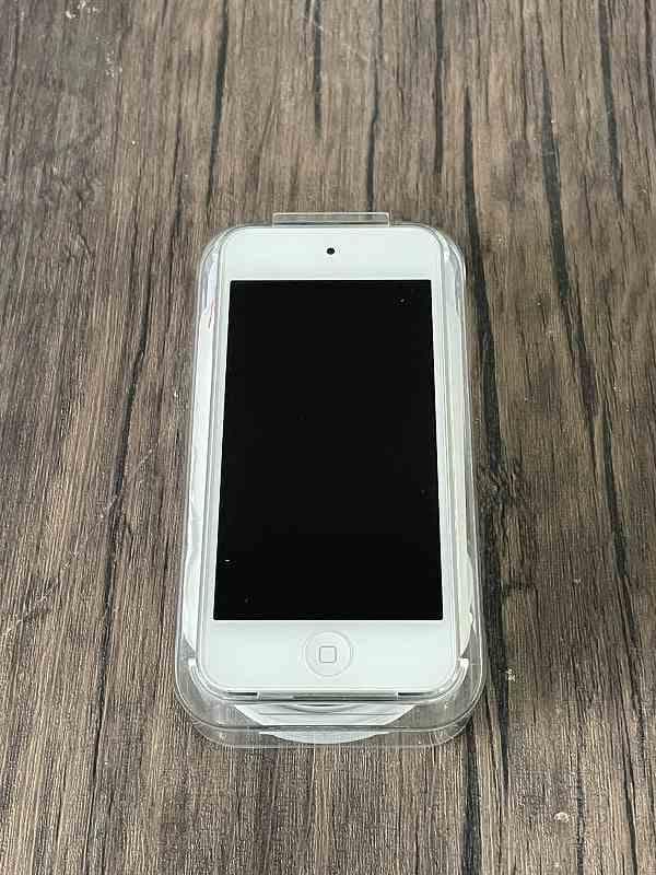 Apple iPod touch (第7世代) ホワイト 32GB