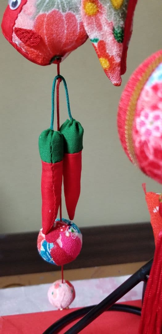 吊るし飾り(赤、輪)