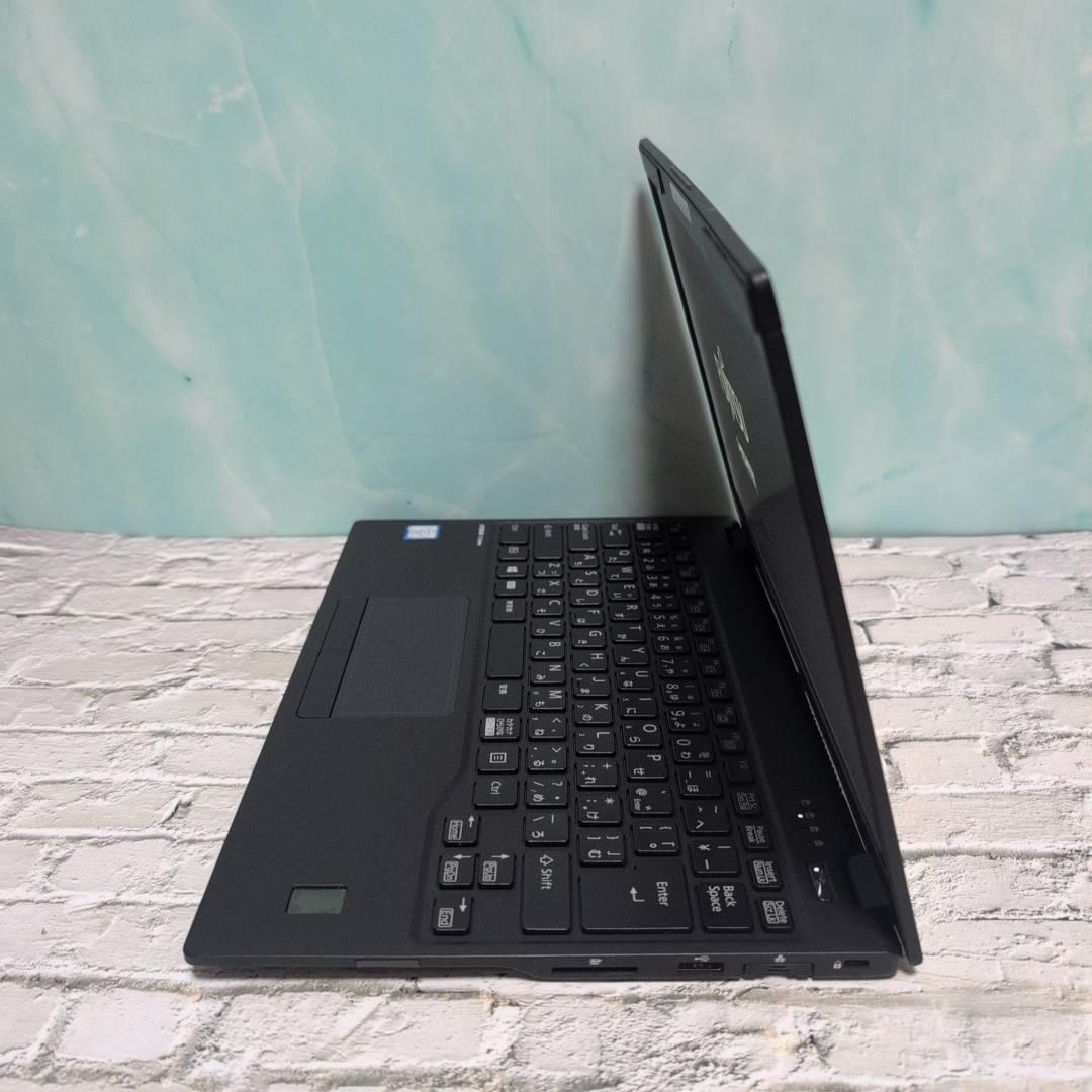 高性能 フルHD 8世代 富士通 U939 8GB 256GB ブラック