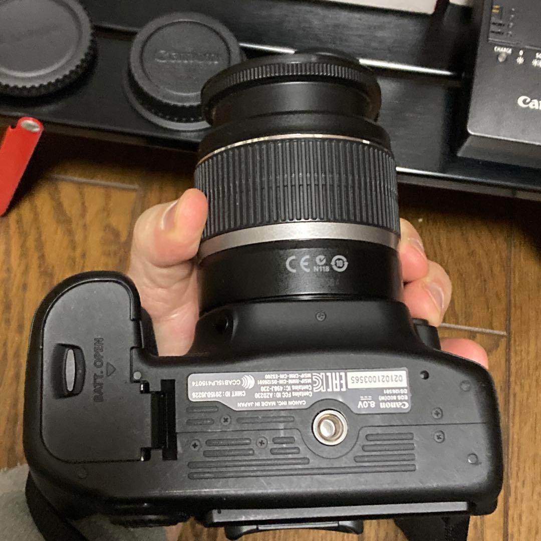 美品　Canon EOS 80D 標準レンズ18-55付　スマホokタッチパネル