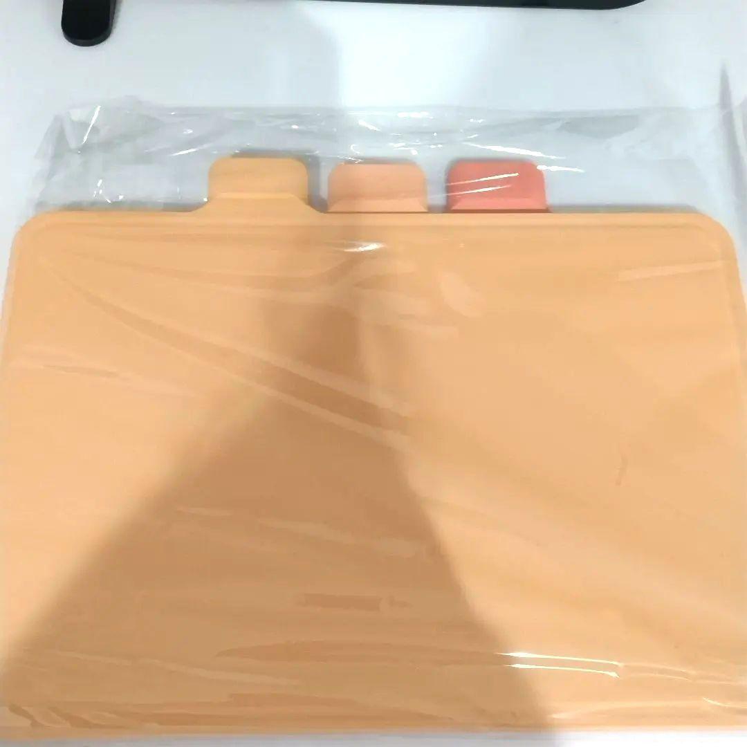 新品未使用品　born&made まな板除菌　乾燥機　まな板３枚付