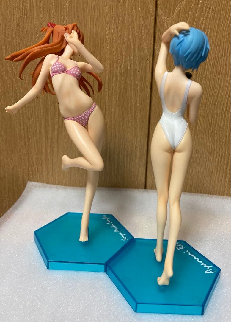 新世紀エヴァンゲリオン　プレミアムサマービーチフィギュア　レイ　アスカ　セット
