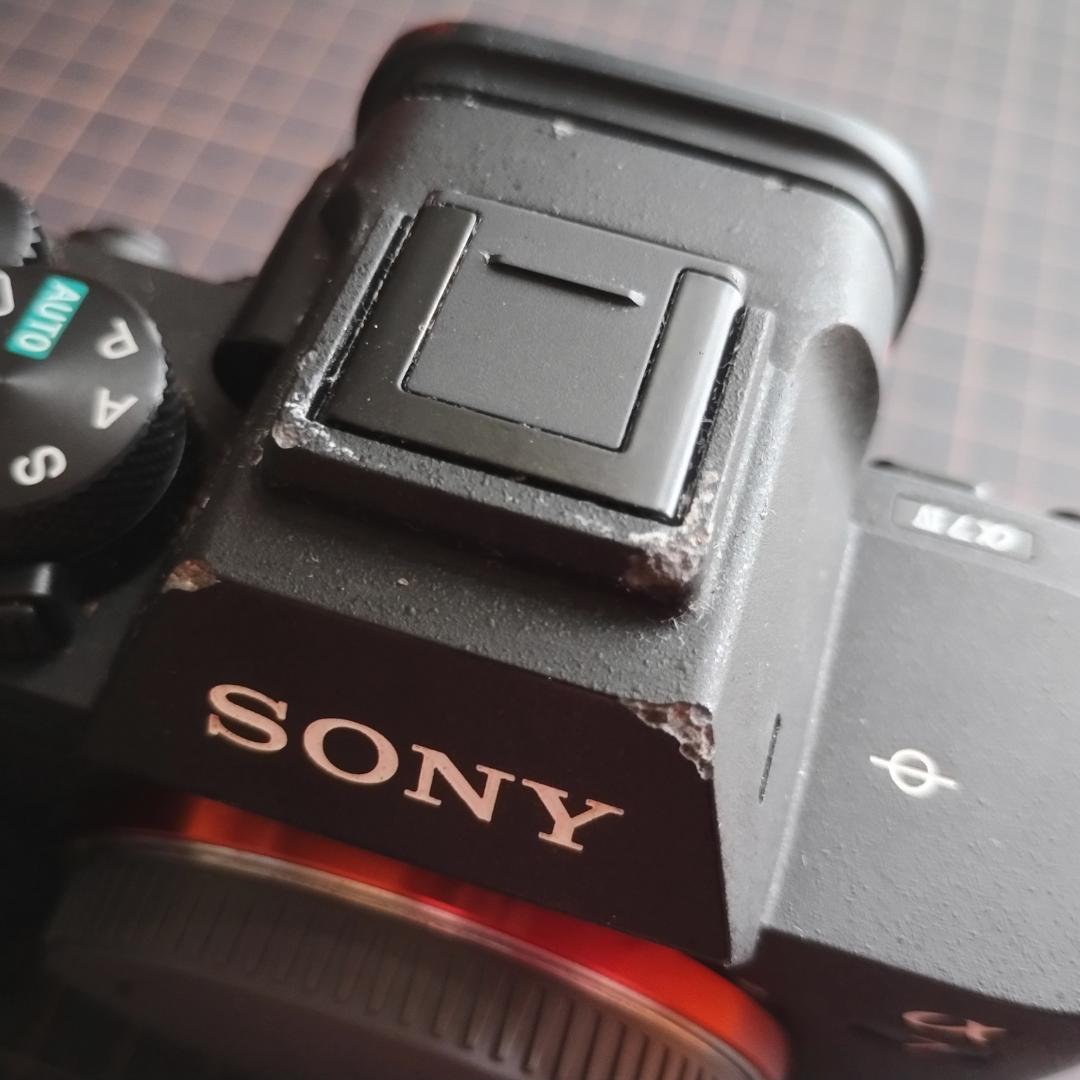 【短期】【ジャンク品：電源投入可】SONY α7 IV、純正バッテリー3個付き