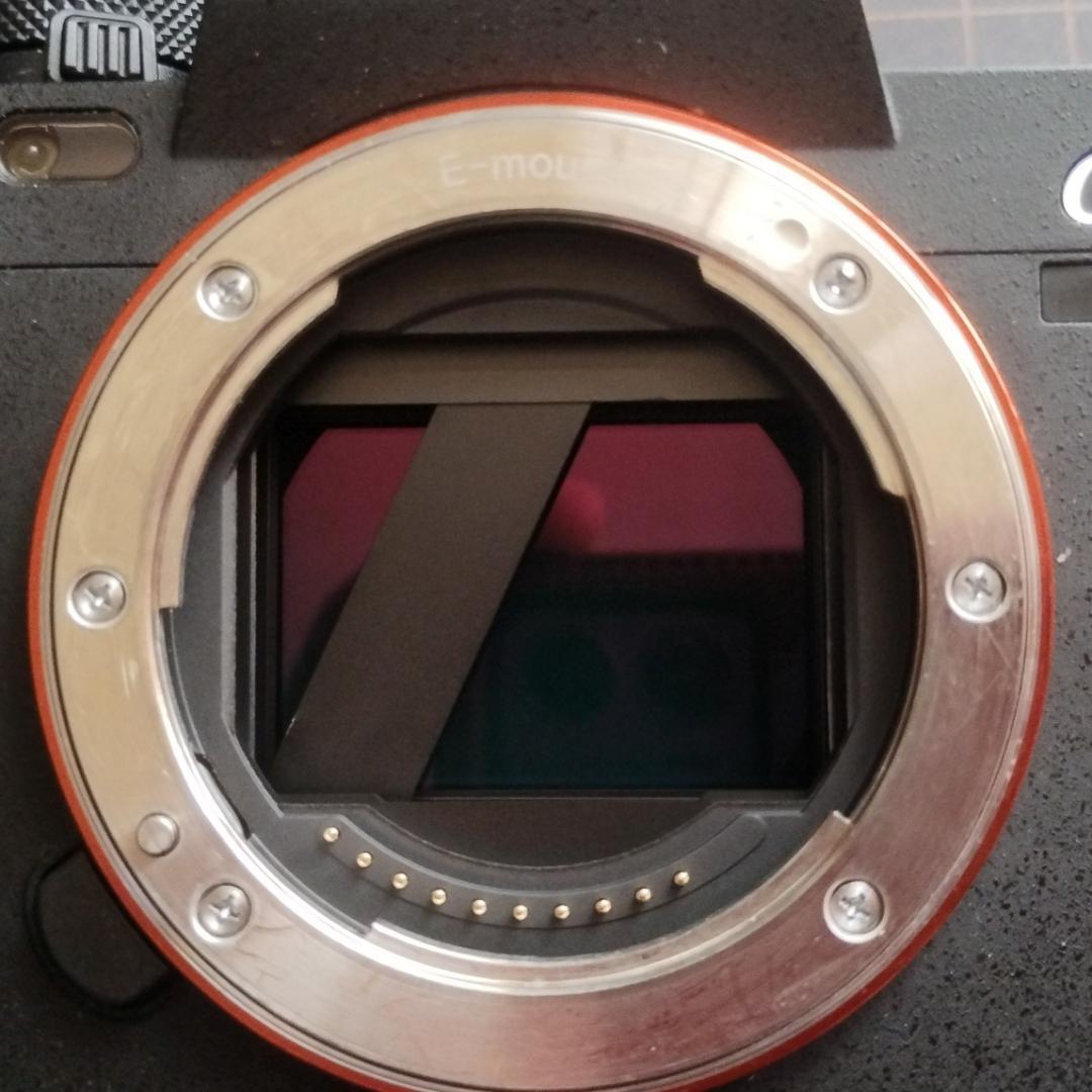 【短期】【ジャンク品：電源投入可】SONY α7 IV、純正バッテリー3個付き