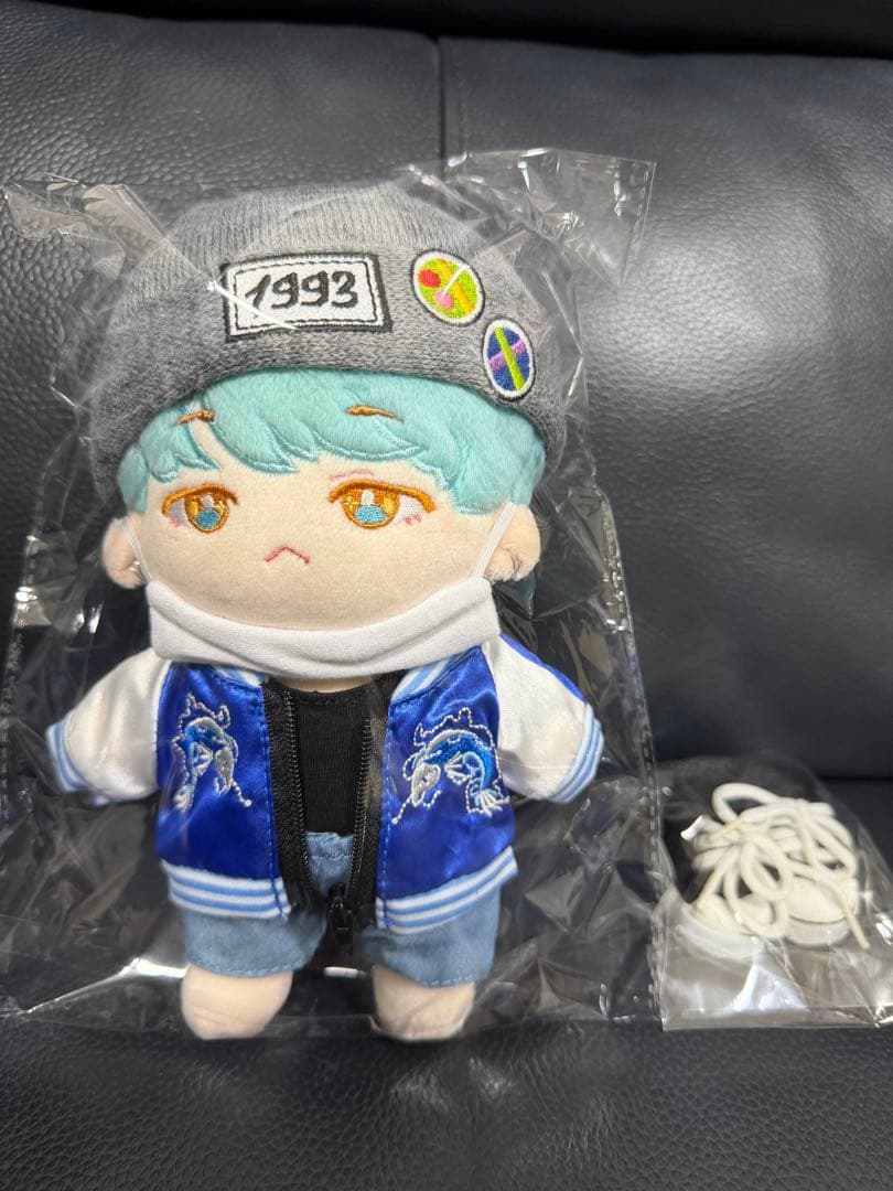 btsぬいぐるみ　ユンギ　20センチ　マスター　正規品⭐️「380」