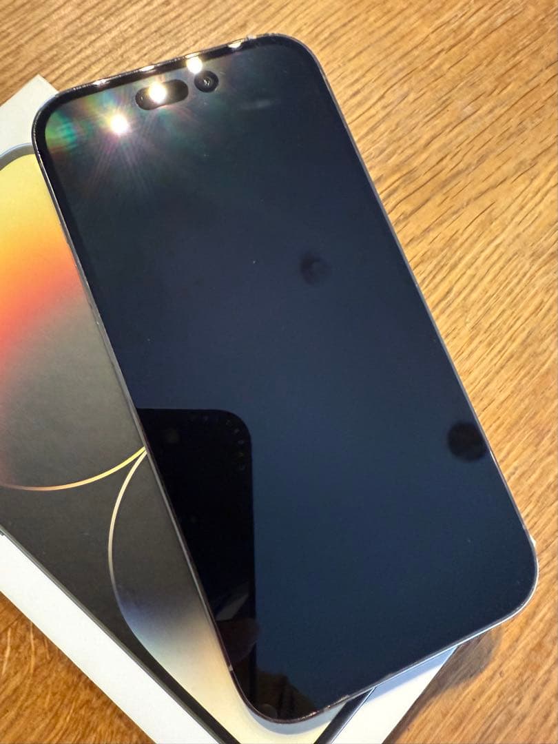 LIU！！！Apple iPhone 14 Pro 本体