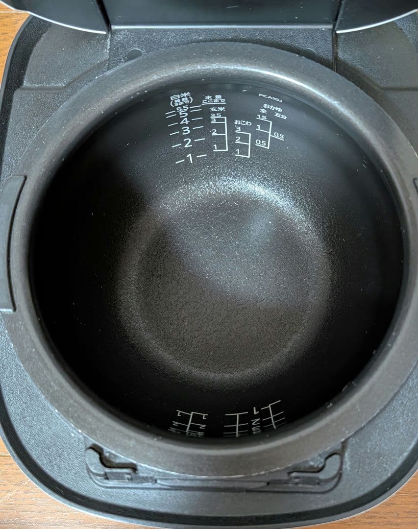 【最終値下げ！！】TIGER 炊飯器 JPC-A ホワイト