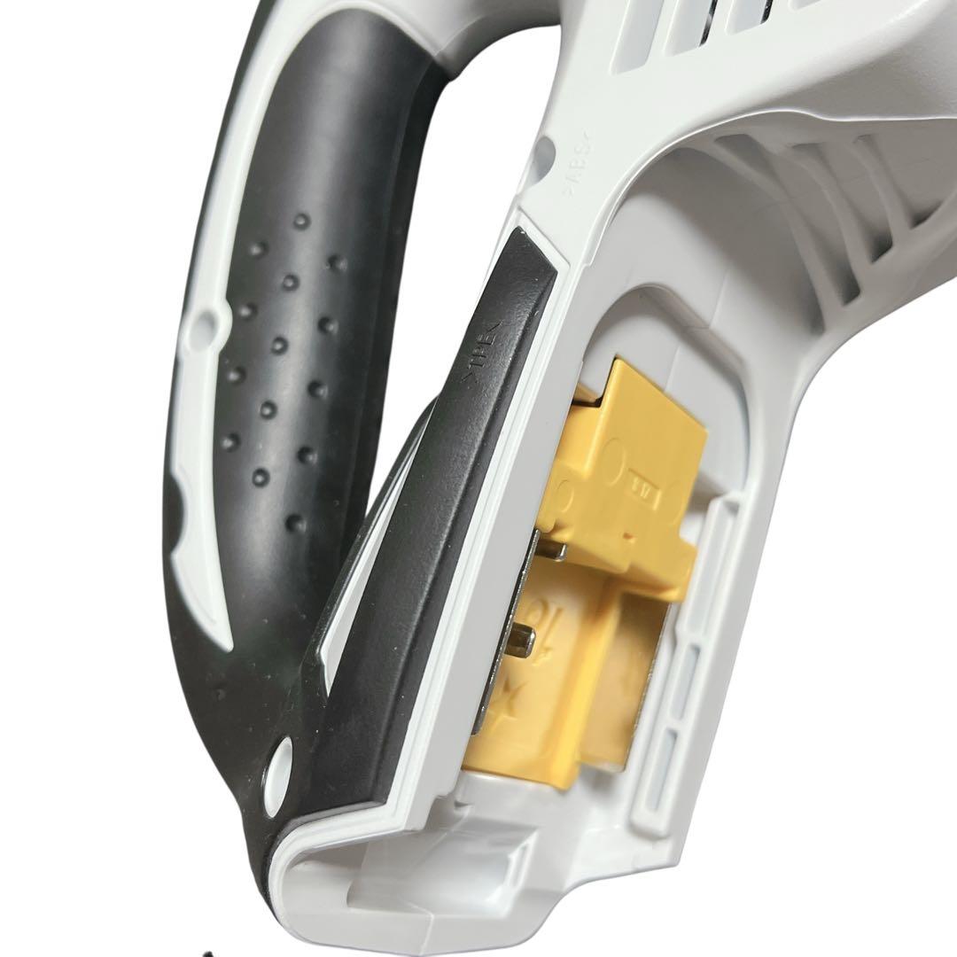 【極美品】makitaマキタ 18V掃除機 CL181FDRFW 付属品完備