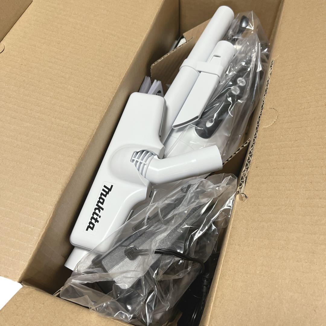 【極美品】makitaマキタ 18V掃除機 CL181FDRFW 付属品完備